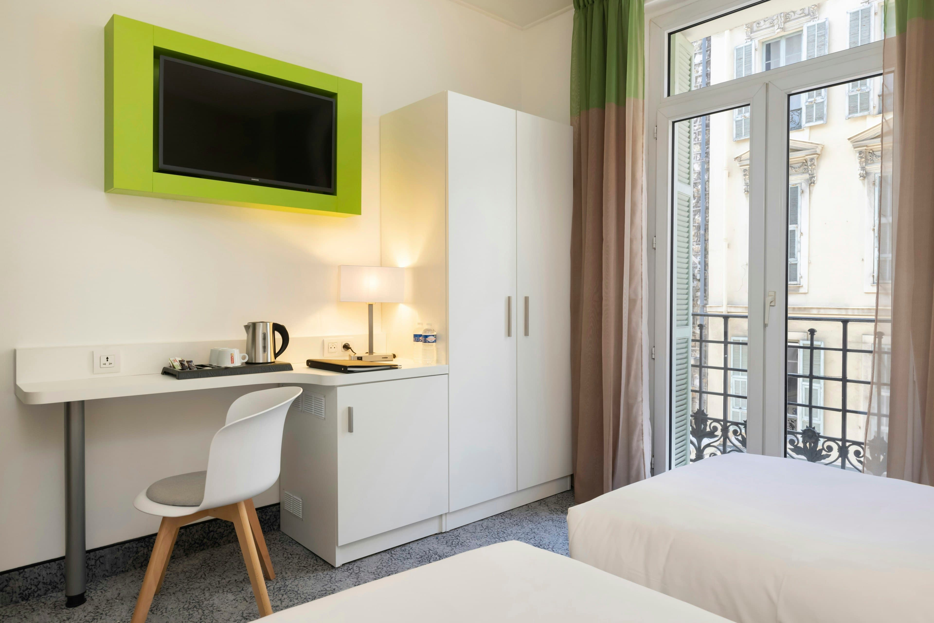 Hotel Byakko Nice - photo 2