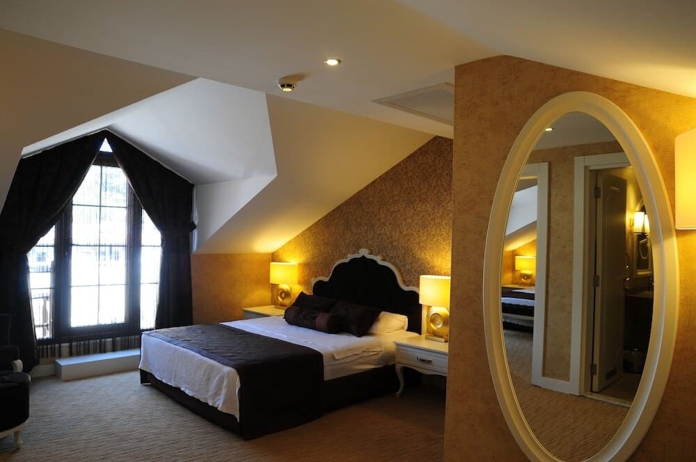 Han Deluxe Hotel - photo 2