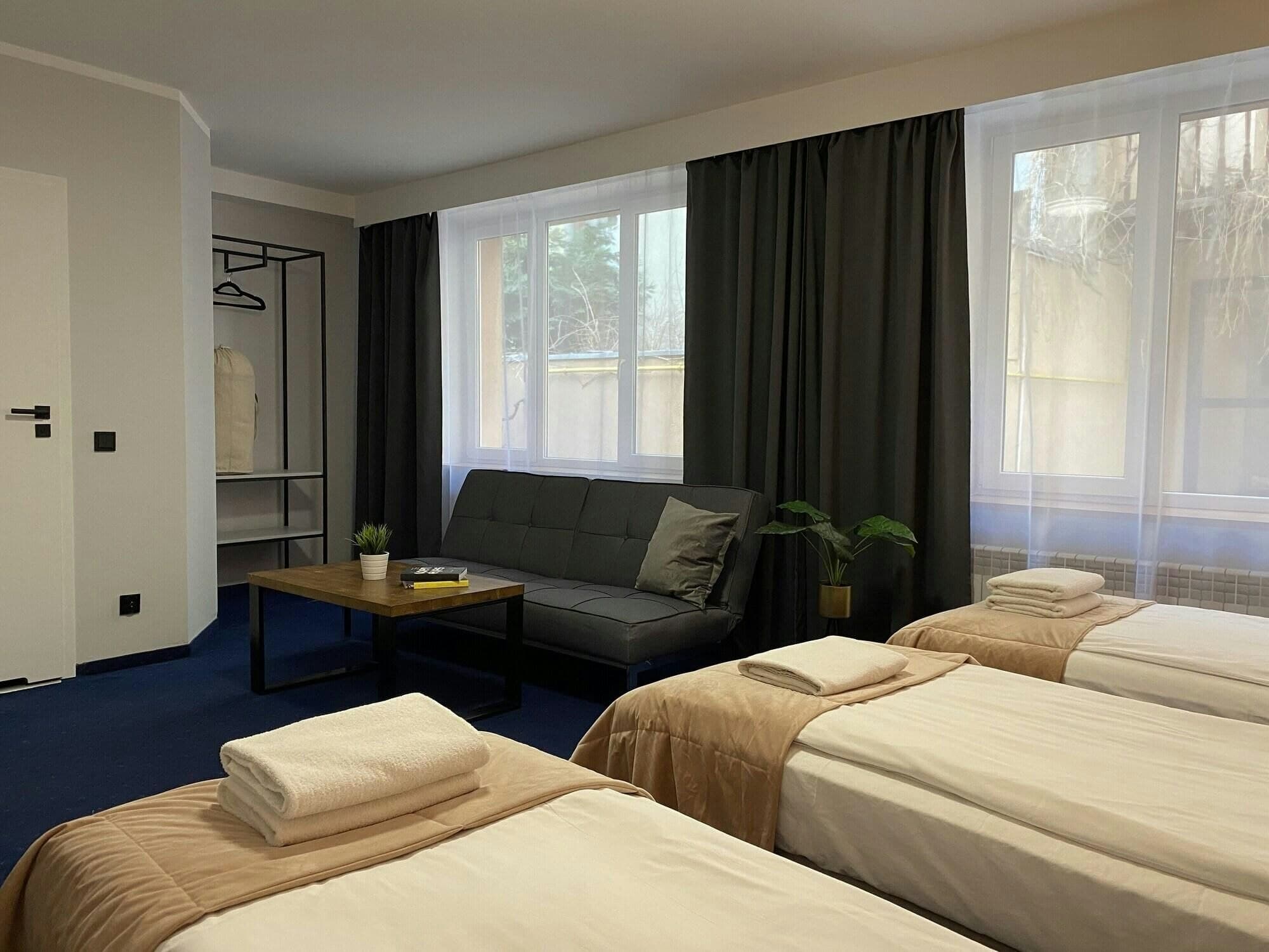 Cube House Aparthotel - photo 2