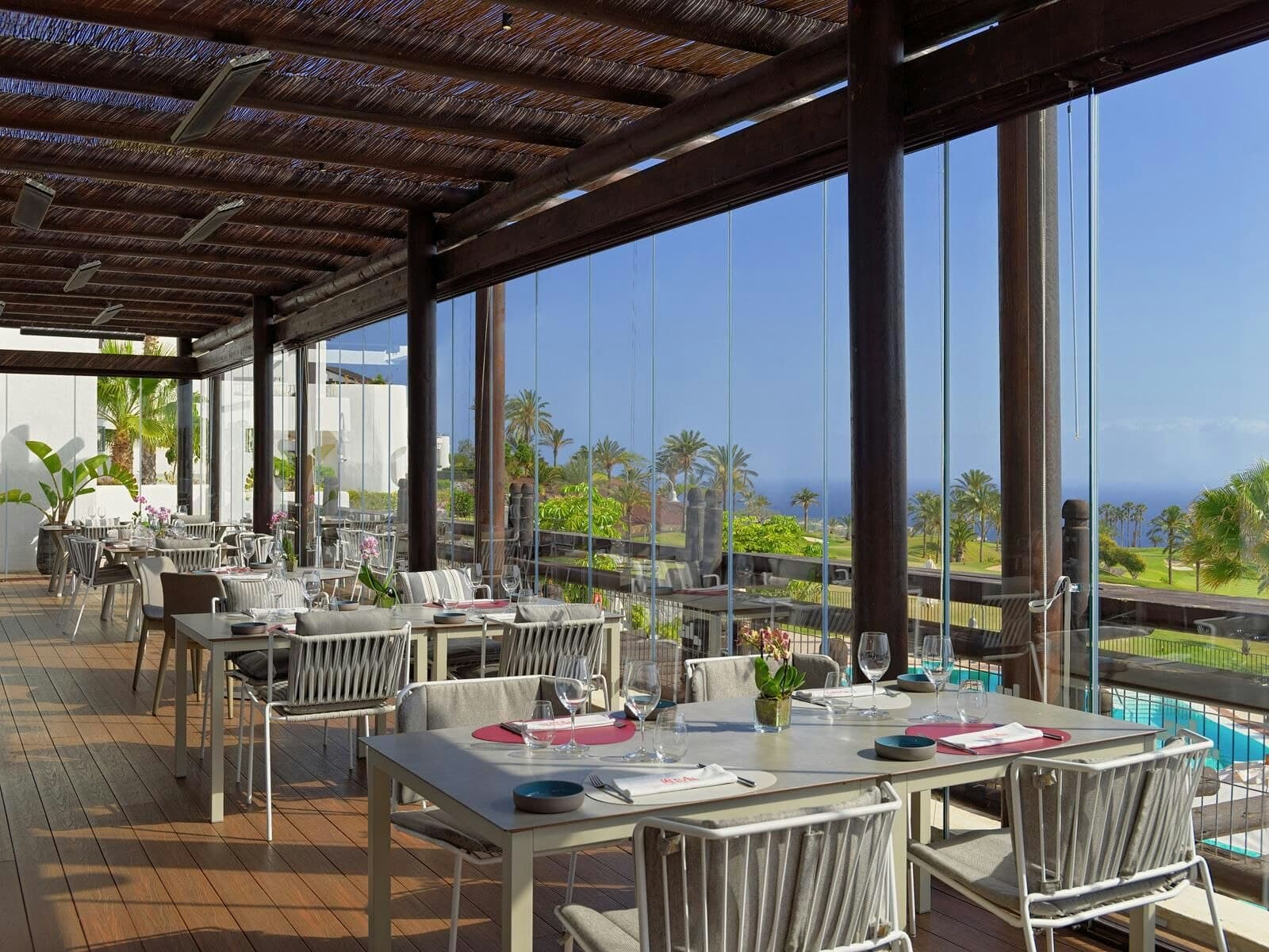 Luxurious Tenerife Stay - photo 3