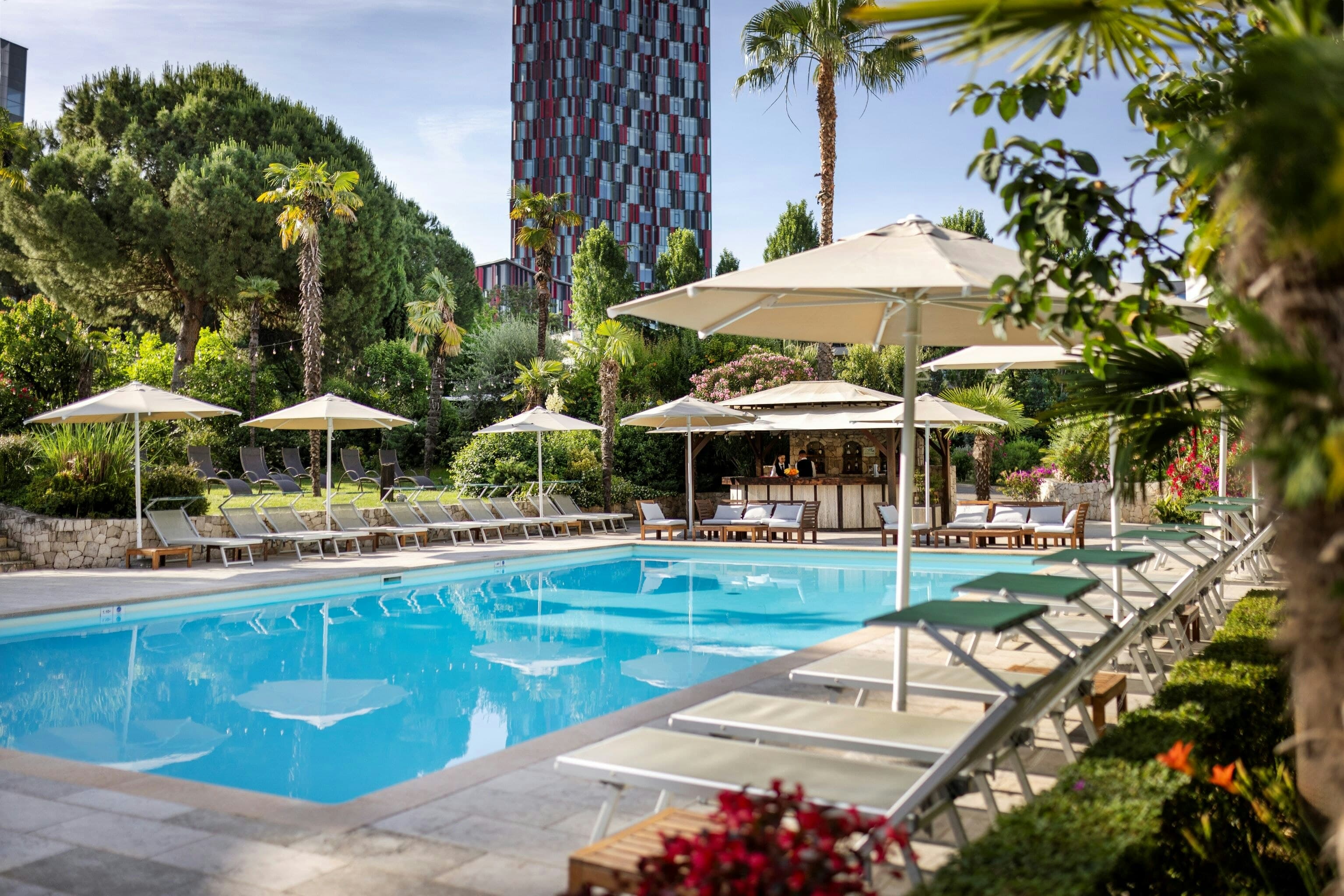 Rogner Hotel Tirana - photo 3