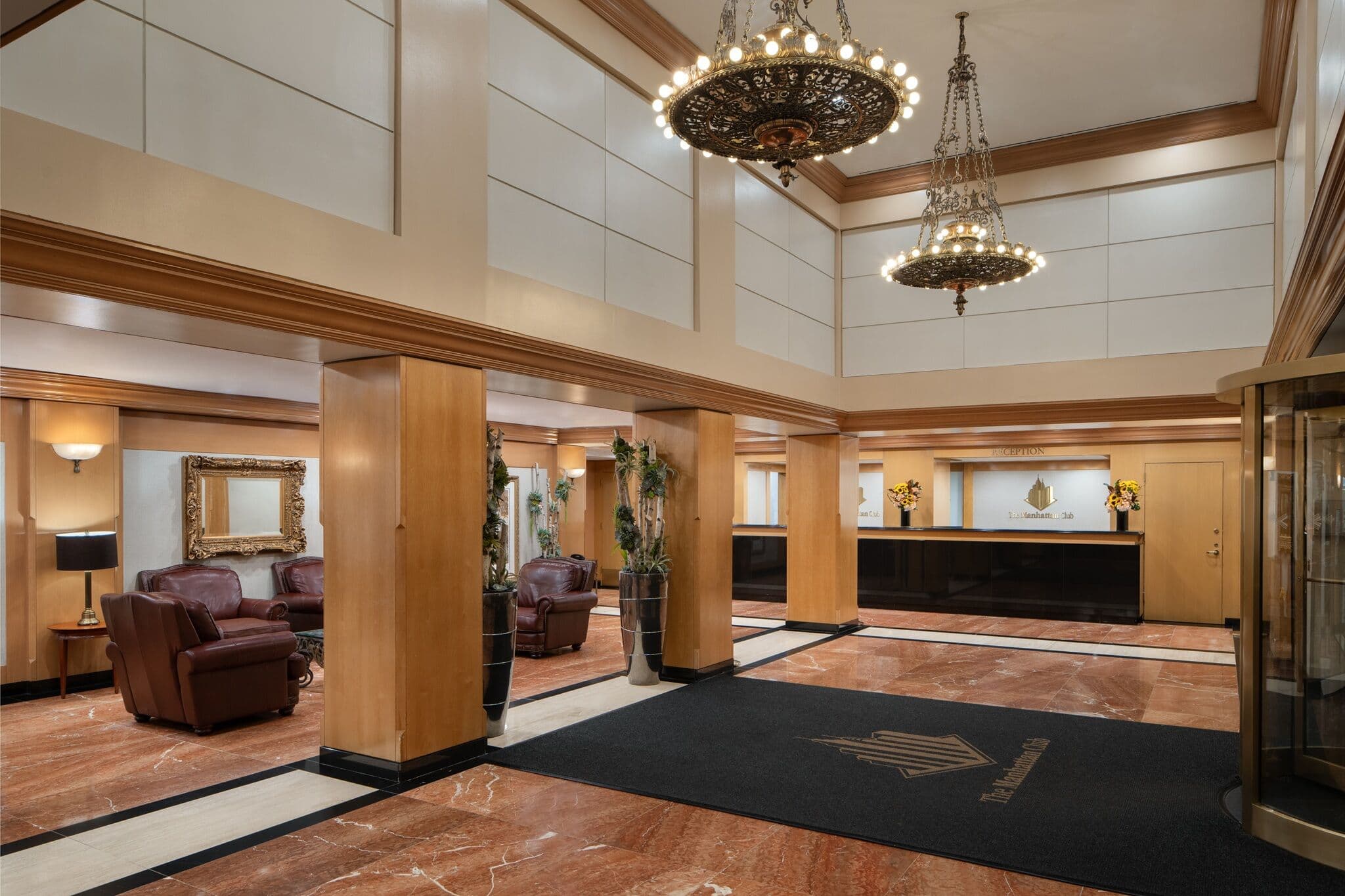 The Manhattan Club - photo 3