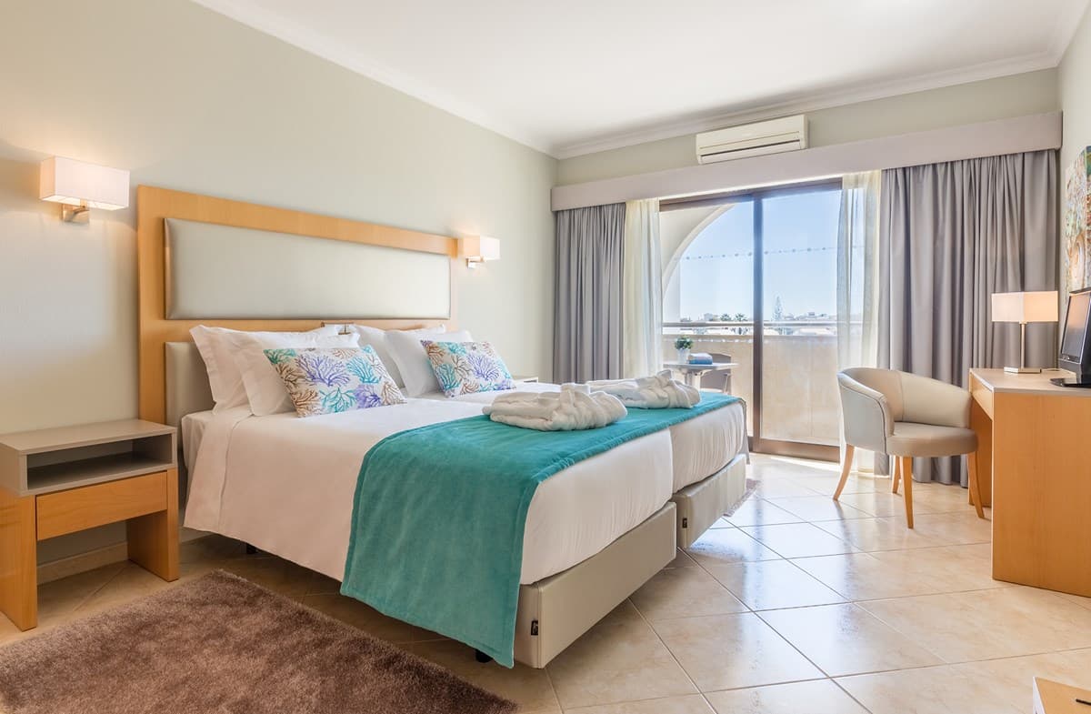 Albufeira Getaway - photo 2