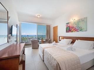 Avlida Hotel - photo 3