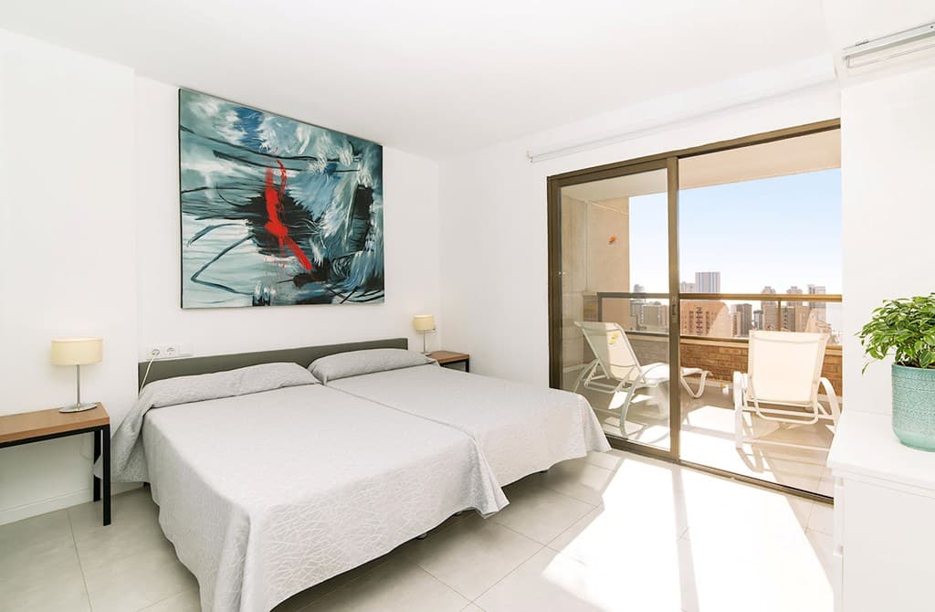 Vistamar Apartments - photo 2