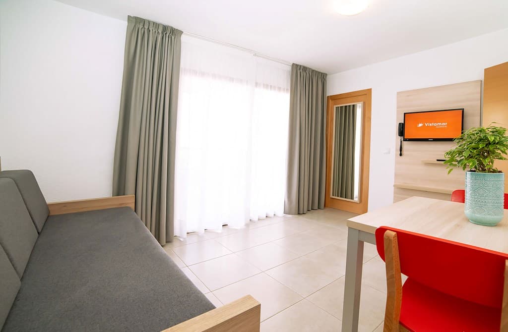 Vistamar Apartments - photo 3