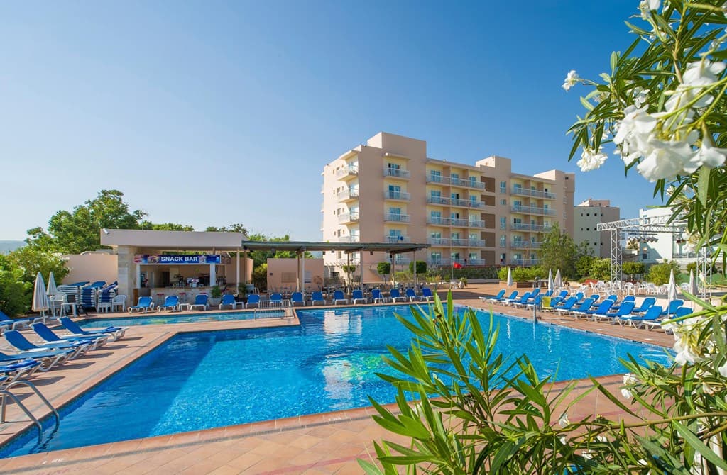 Invisa Es Pla Hotel