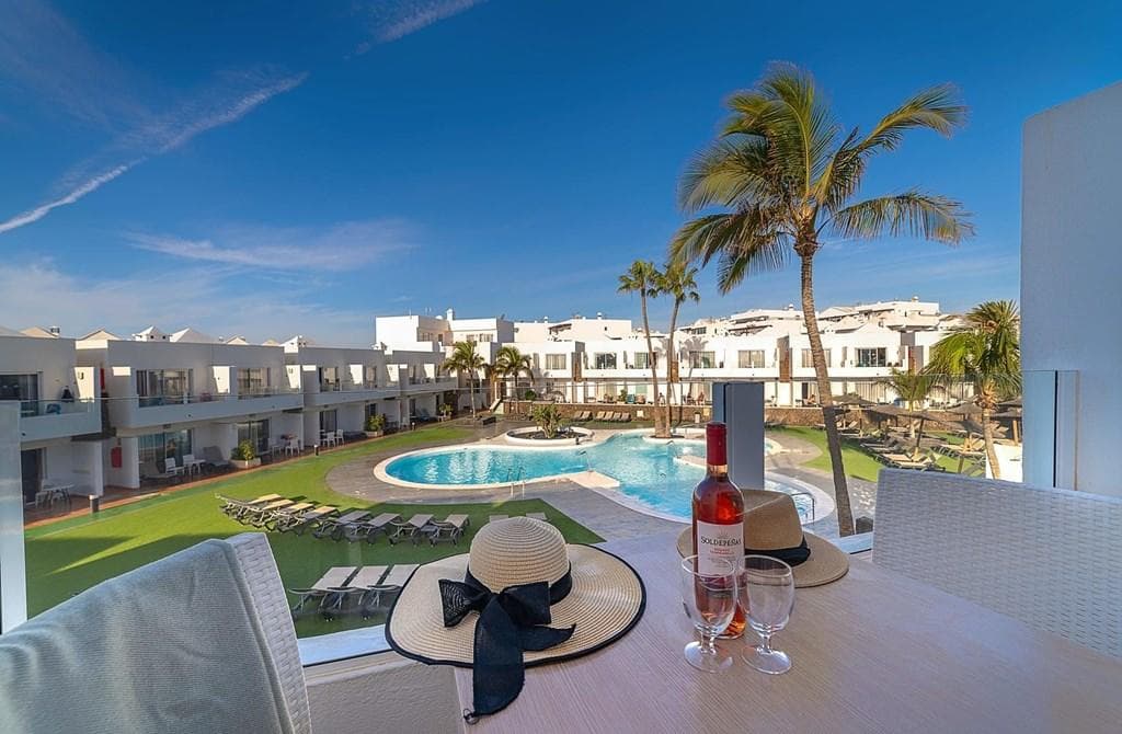 Costa Teguise Getaway - photo 3