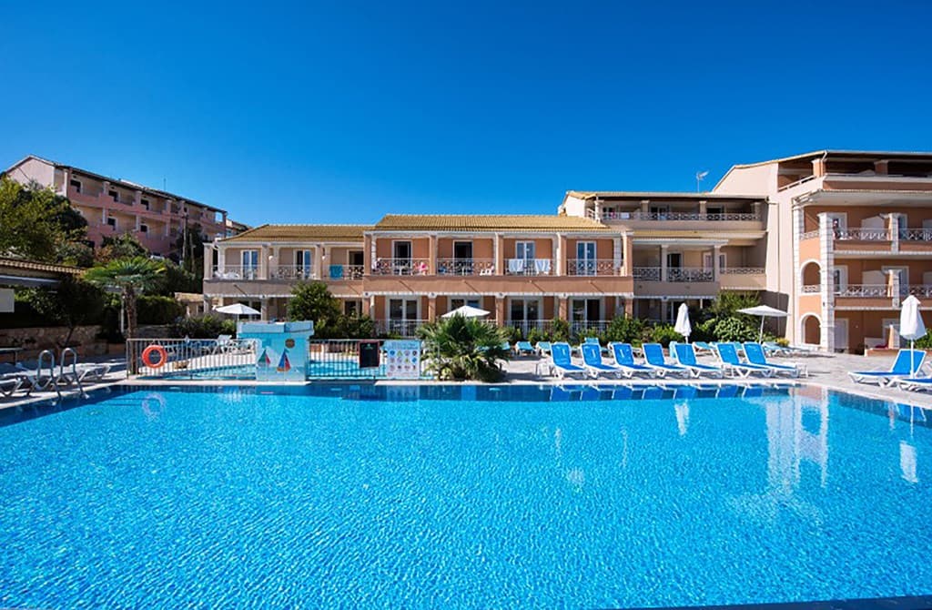 Kavos Plaza - photo 2