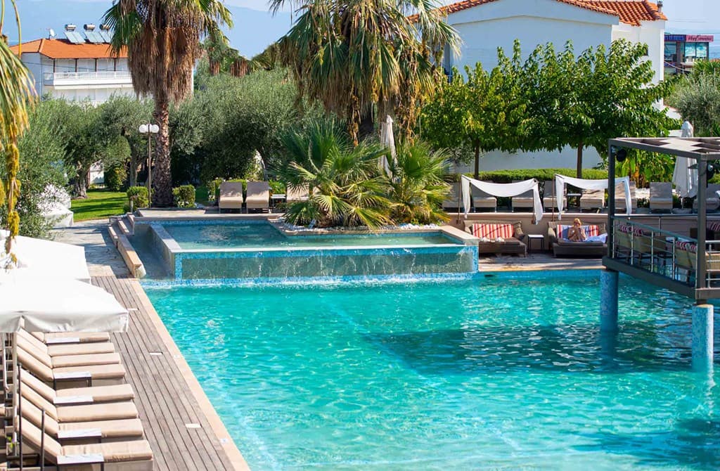 Flegra Palace Getaway - photo 2