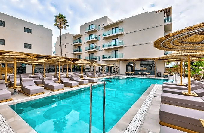 Cabana Blu Hotel