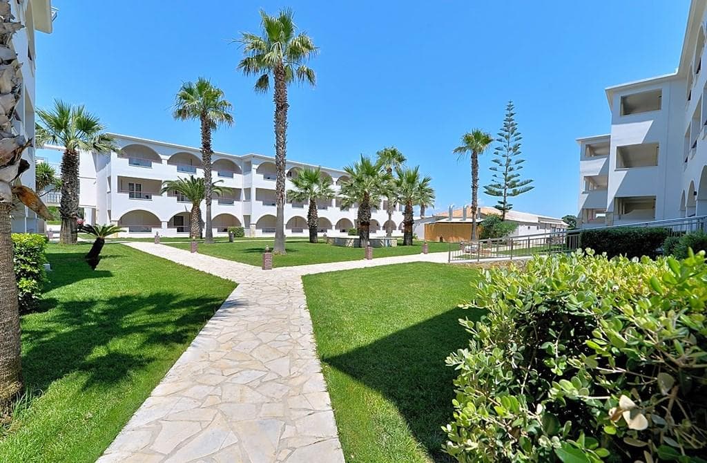 Alykanas Beach Grand - photo 2