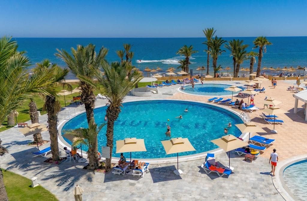 Hotel Blue Beach - photo 3