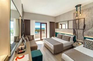Action-packed family hotel - photo 3