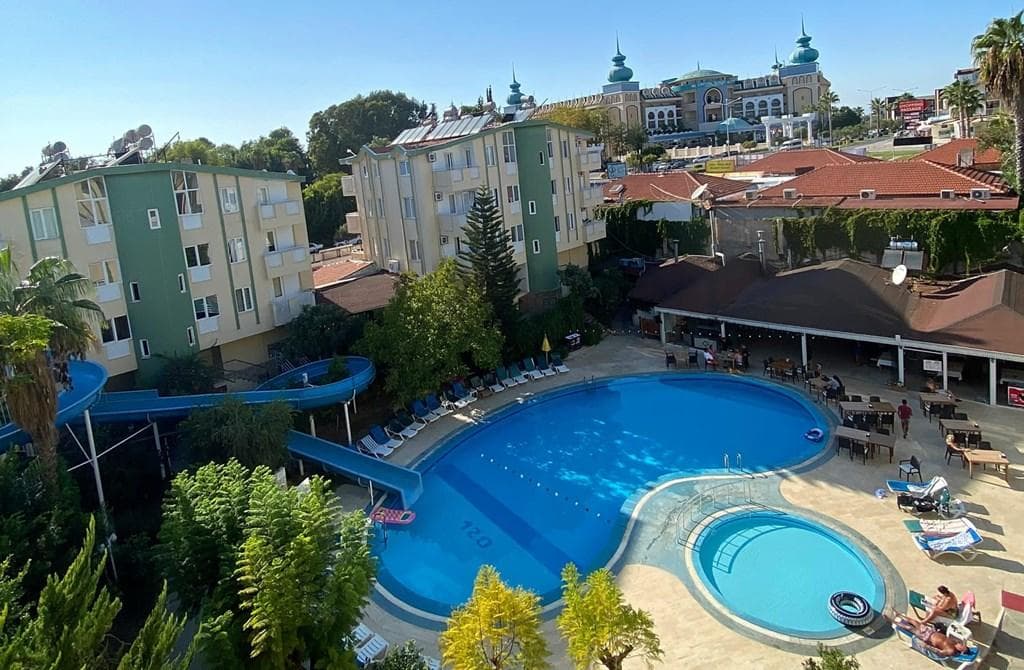 Melissa Garden Apart - photo 2