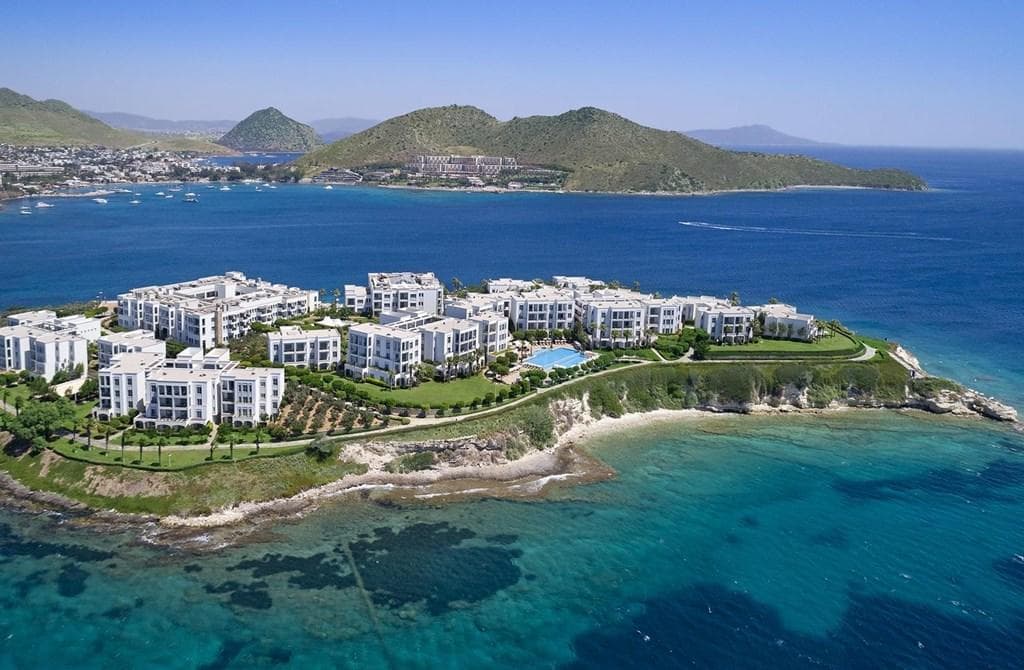 Xanadu Island Getaway - photo 3