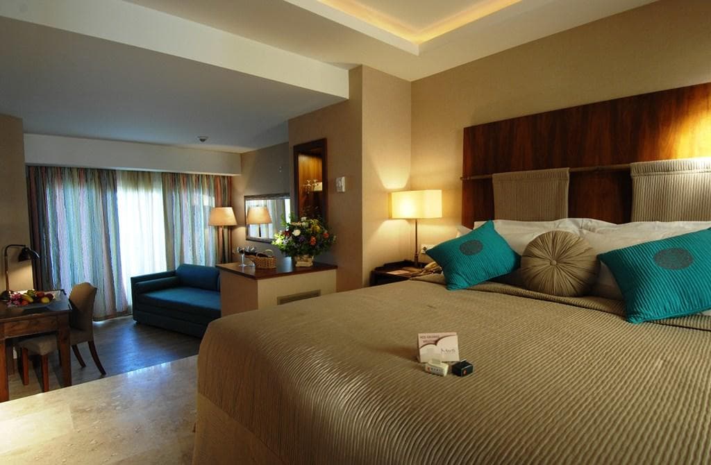 Marti Resort Hotel - photo 2
