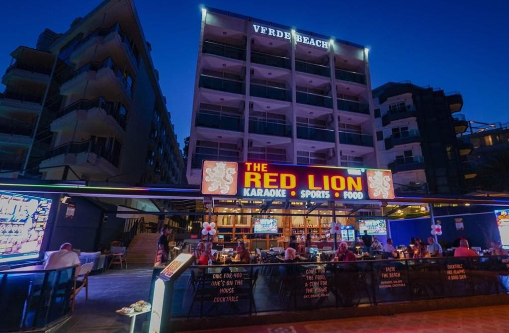 Verde Beach Hotel - photo 3