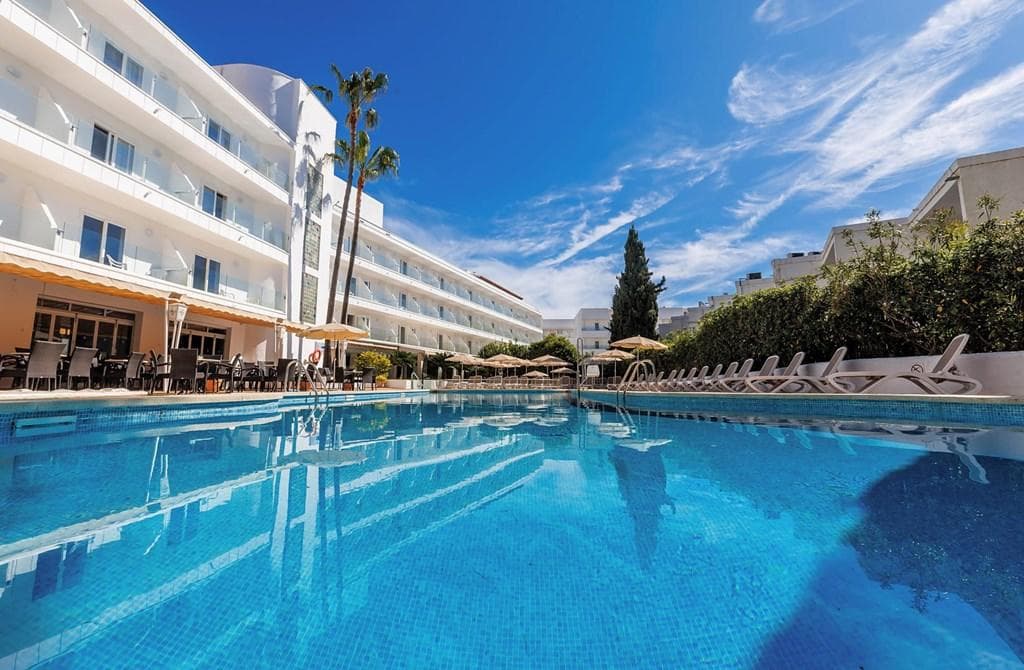 O7 Alondra, Majorca