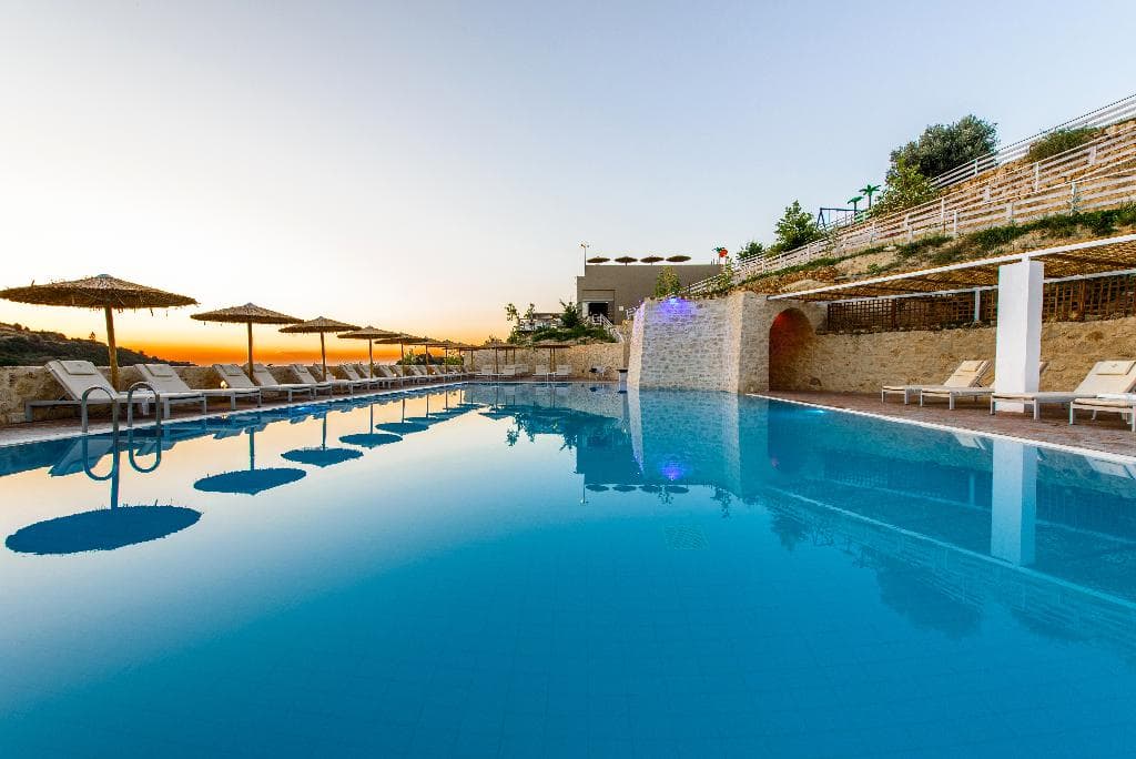 RG Village Crete