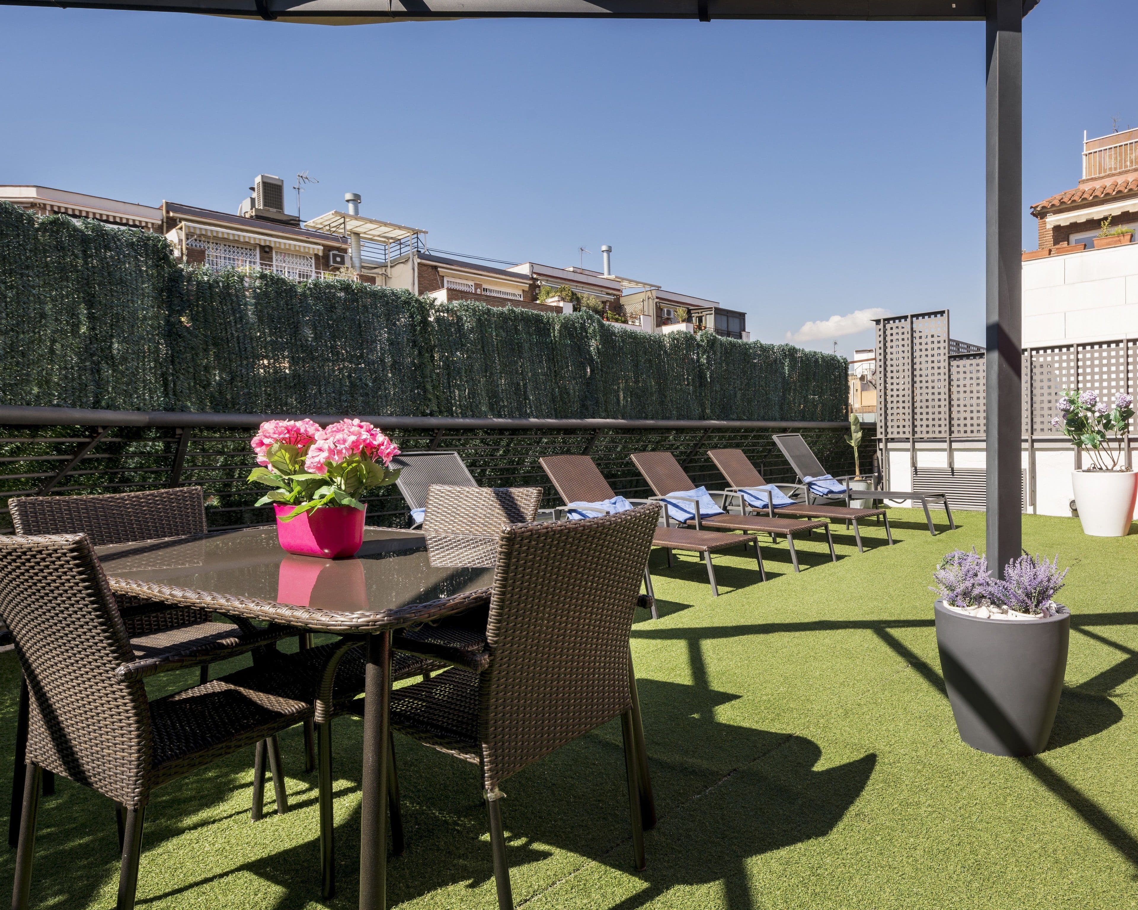 City Centre Hotel - photo 3