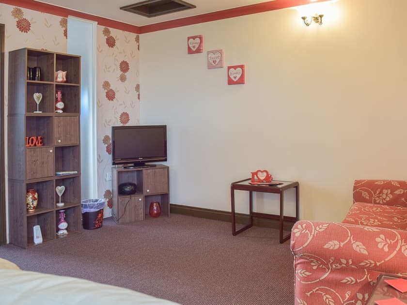 Elm Cottages - Elm View - photo 2