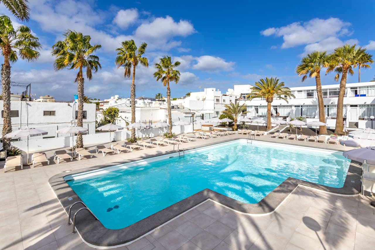 Arena Dorada Apartments