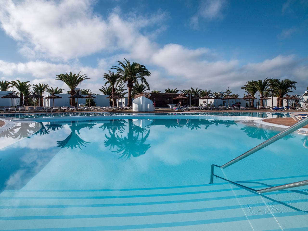 HL Rio Playa Blanca & Waterpark