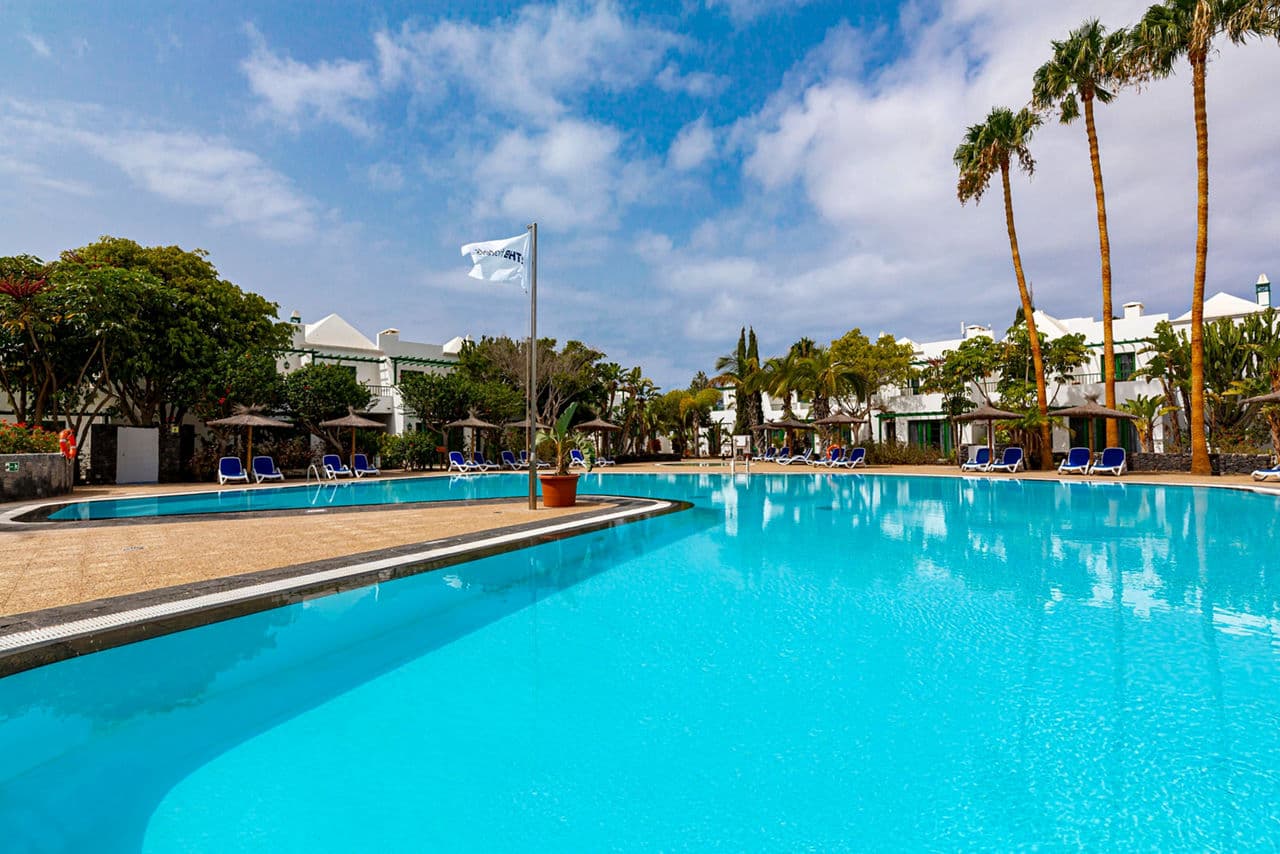 THB Royal Hotel - photo 2
