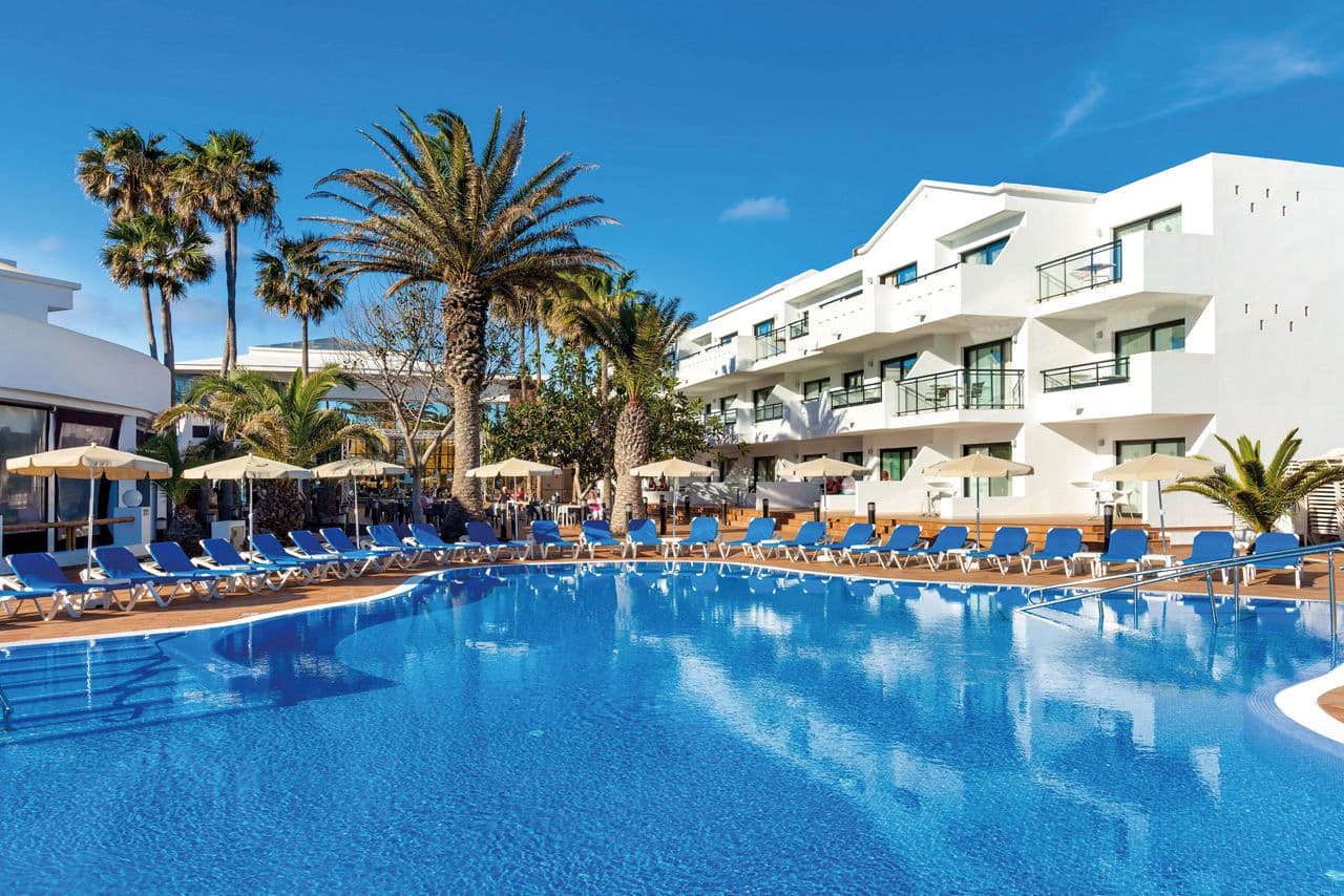 Holiday to Lanzarote - photo 2