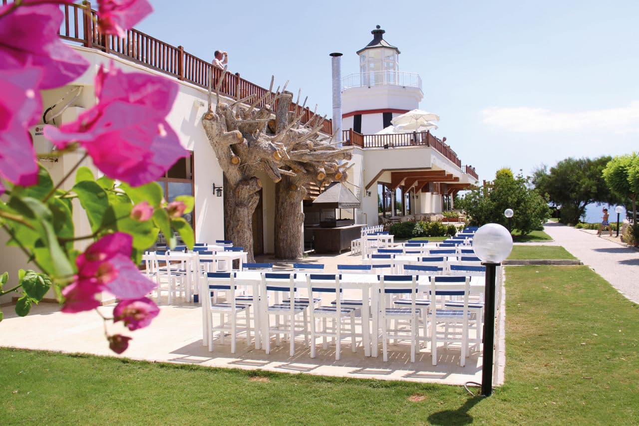 Sealight Resort Hotel - photo 2