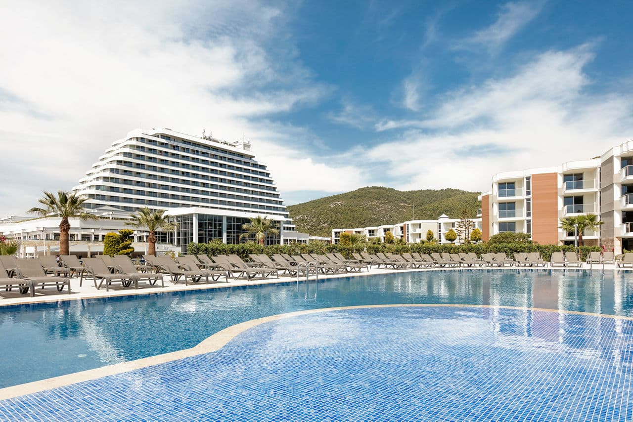Palm Wings Resort - photo 2