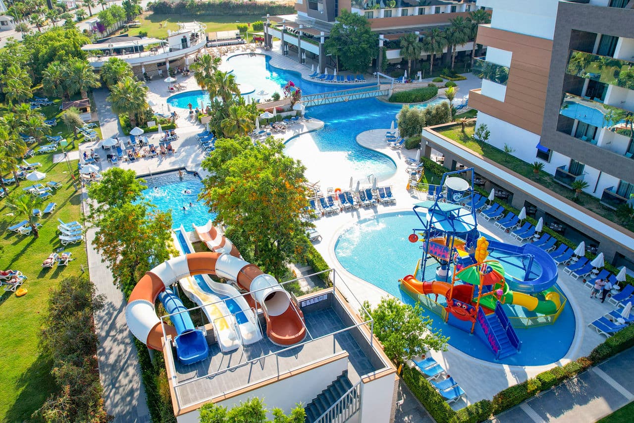 Terrace Elite Resort - photo 2
