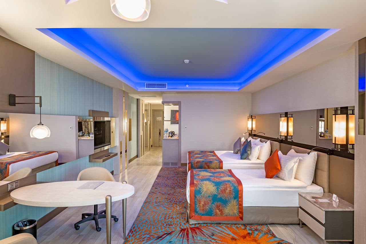 Royal Seginus Hotel - photo 2