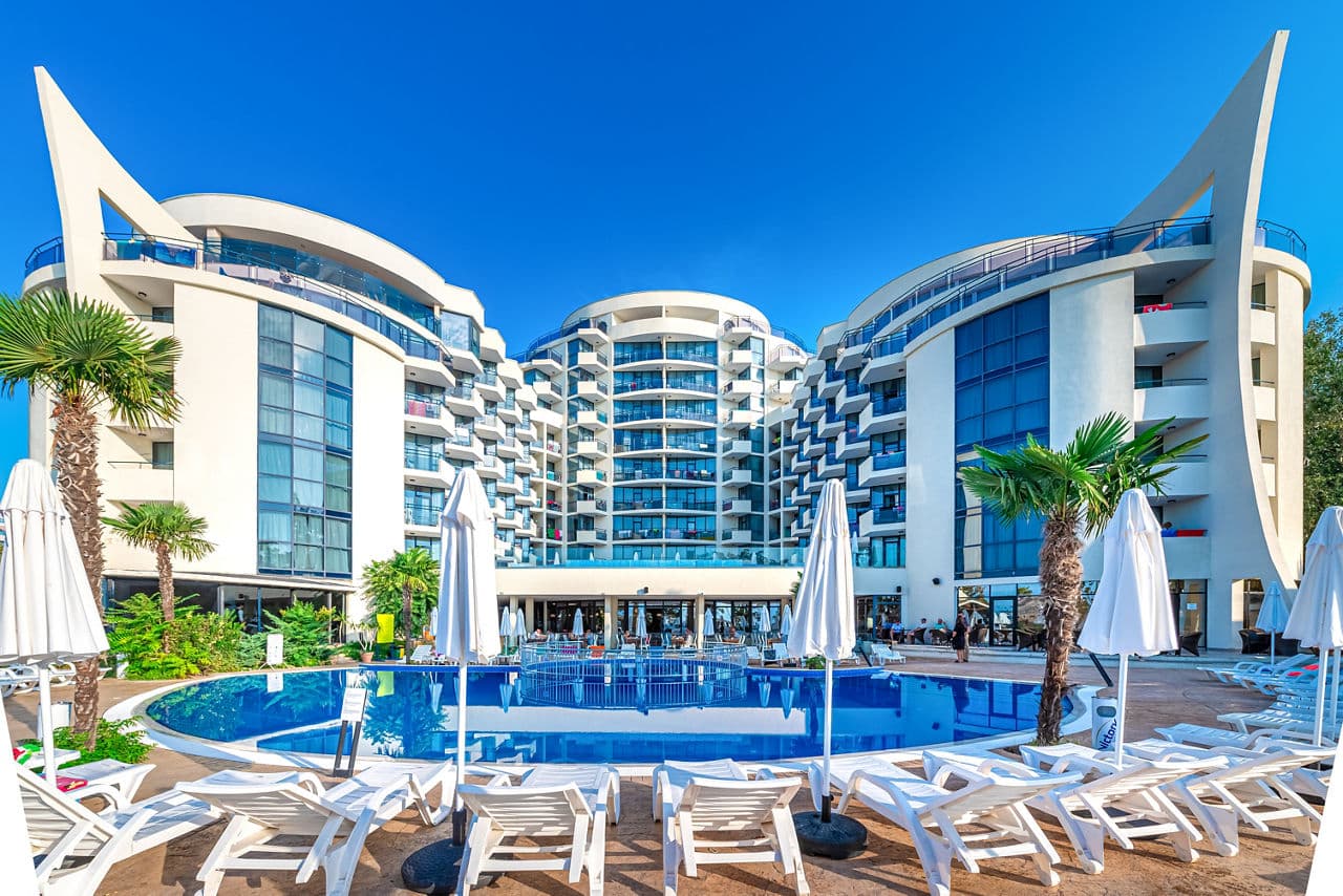 Hotel Zenith - main photo