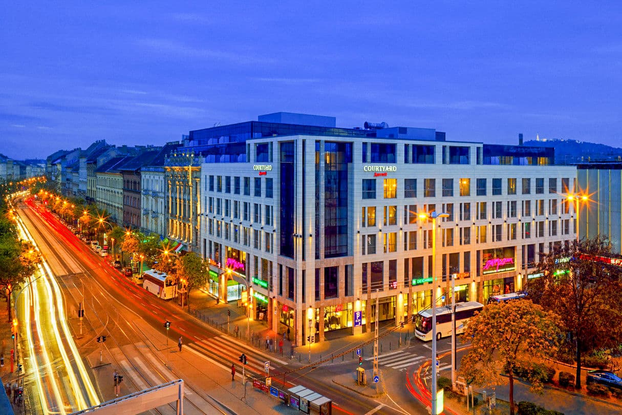 Courtyard by Marriott Budapest City center