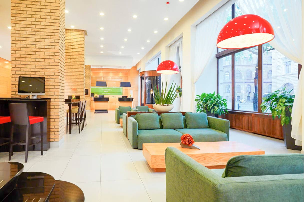 Courtyard by Marriott Budapest City center - photo 2