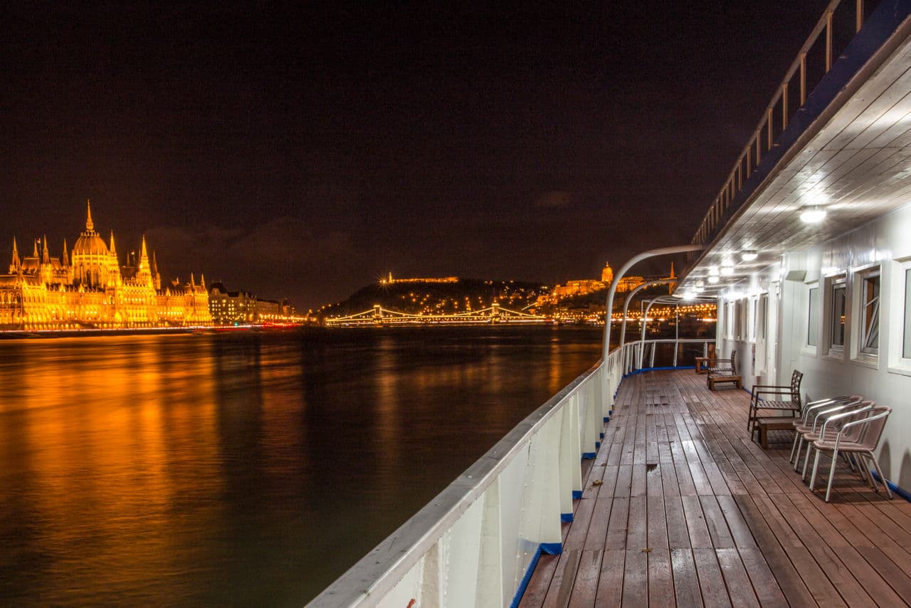Grand Jules Boat Hotel - photo 2