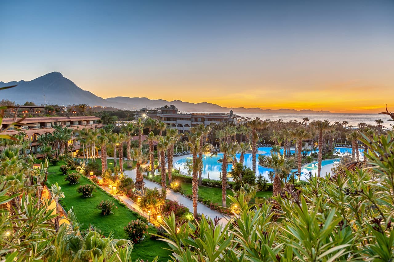 Acacia Resort - photo 2
