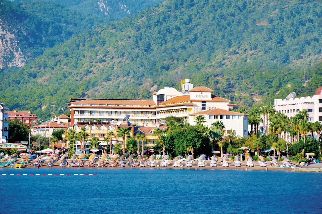 L'Etoile Beach Hotel - main photo