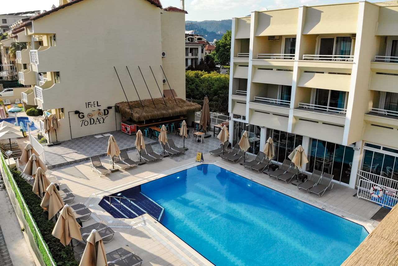 Blue Palace Hotel