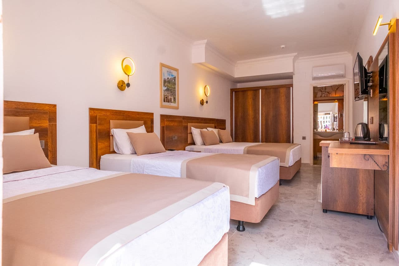 Turquoise Hotel - photo 3