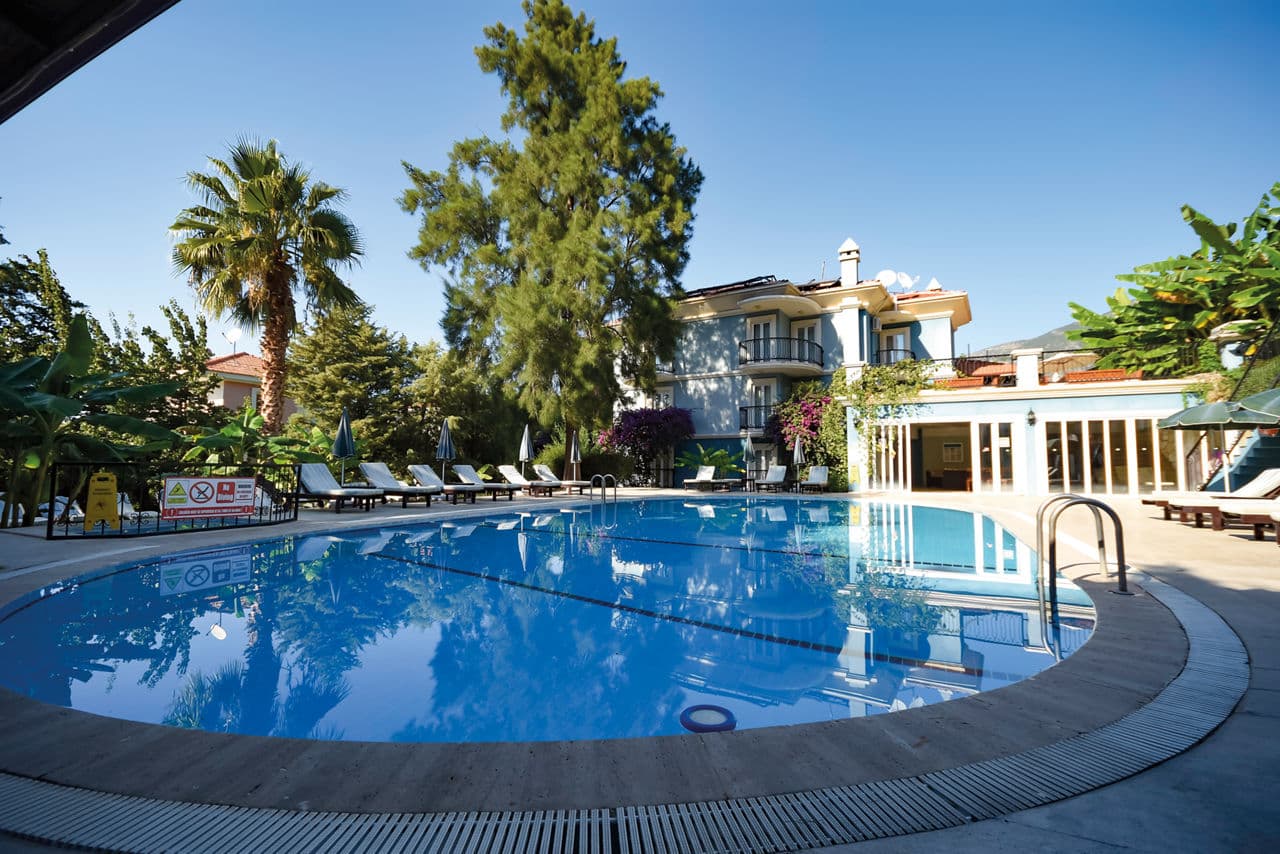 Antas Apartments - main photo