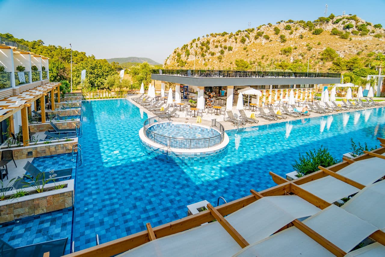 Luxury Family Holiday - main photo