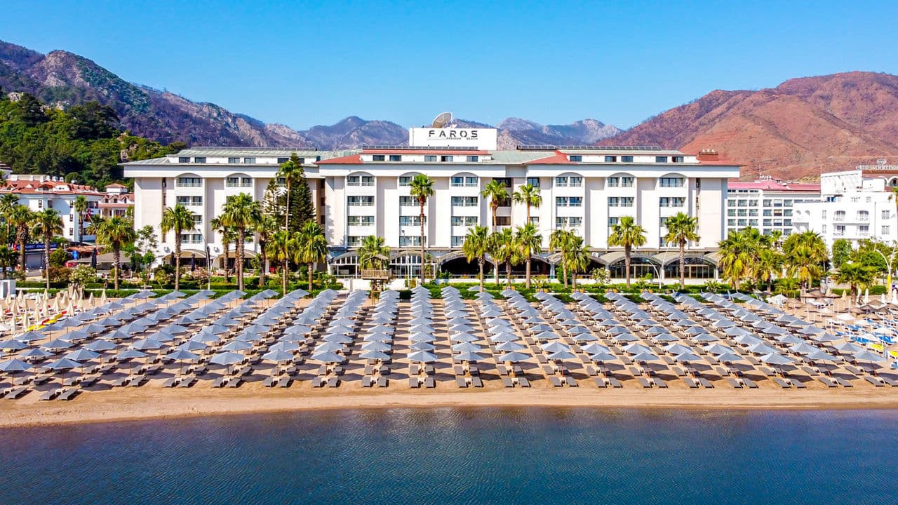 Faros Premium Beach