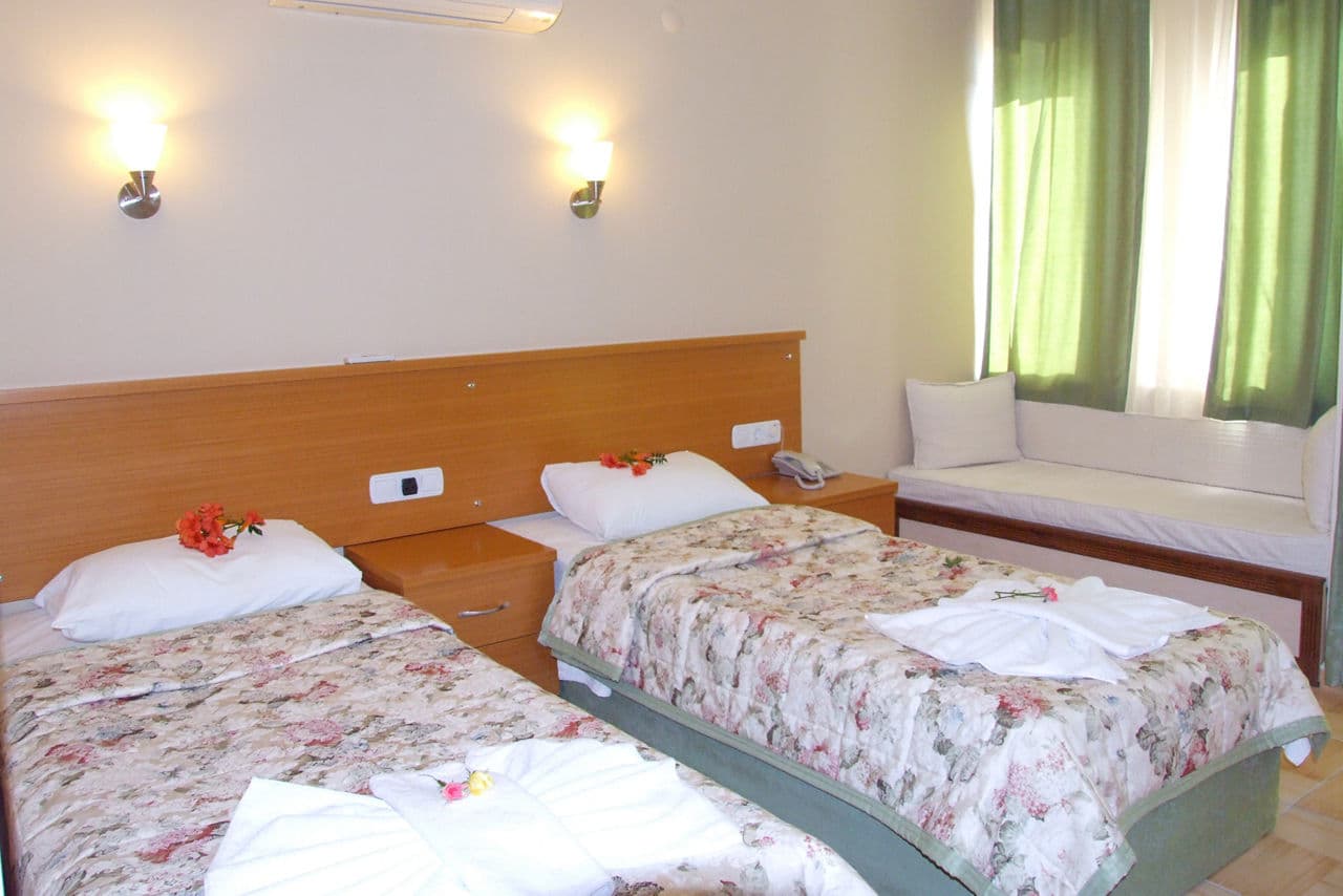 Leytur Hotel
