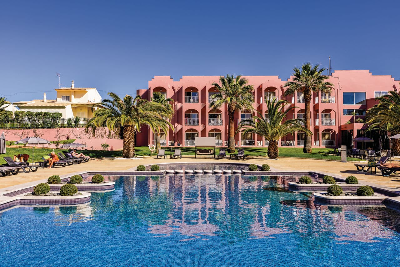 Albufeira Getaway - photo 3