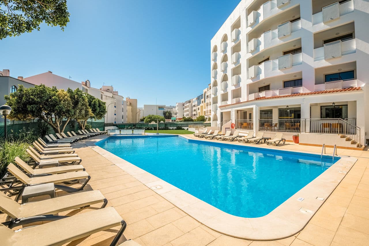 Holiday to Algarve - main photo