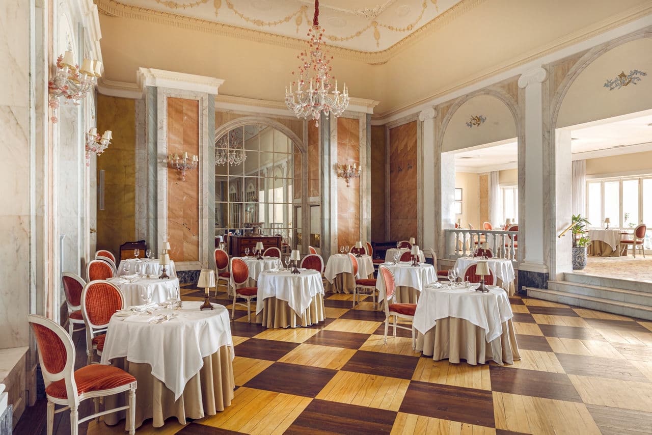 Reid's Palace Hotel - photo 3