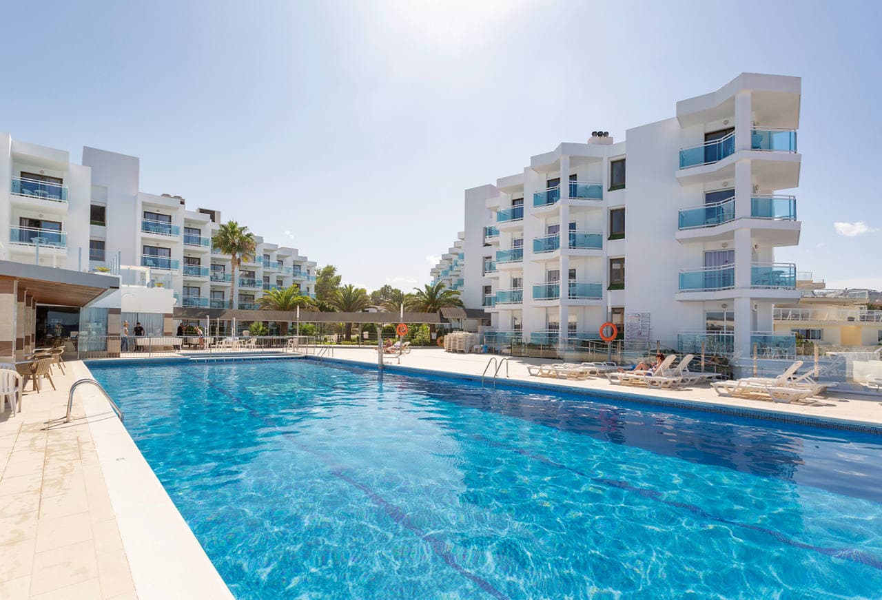 Holiday to Ibiza - photo 2